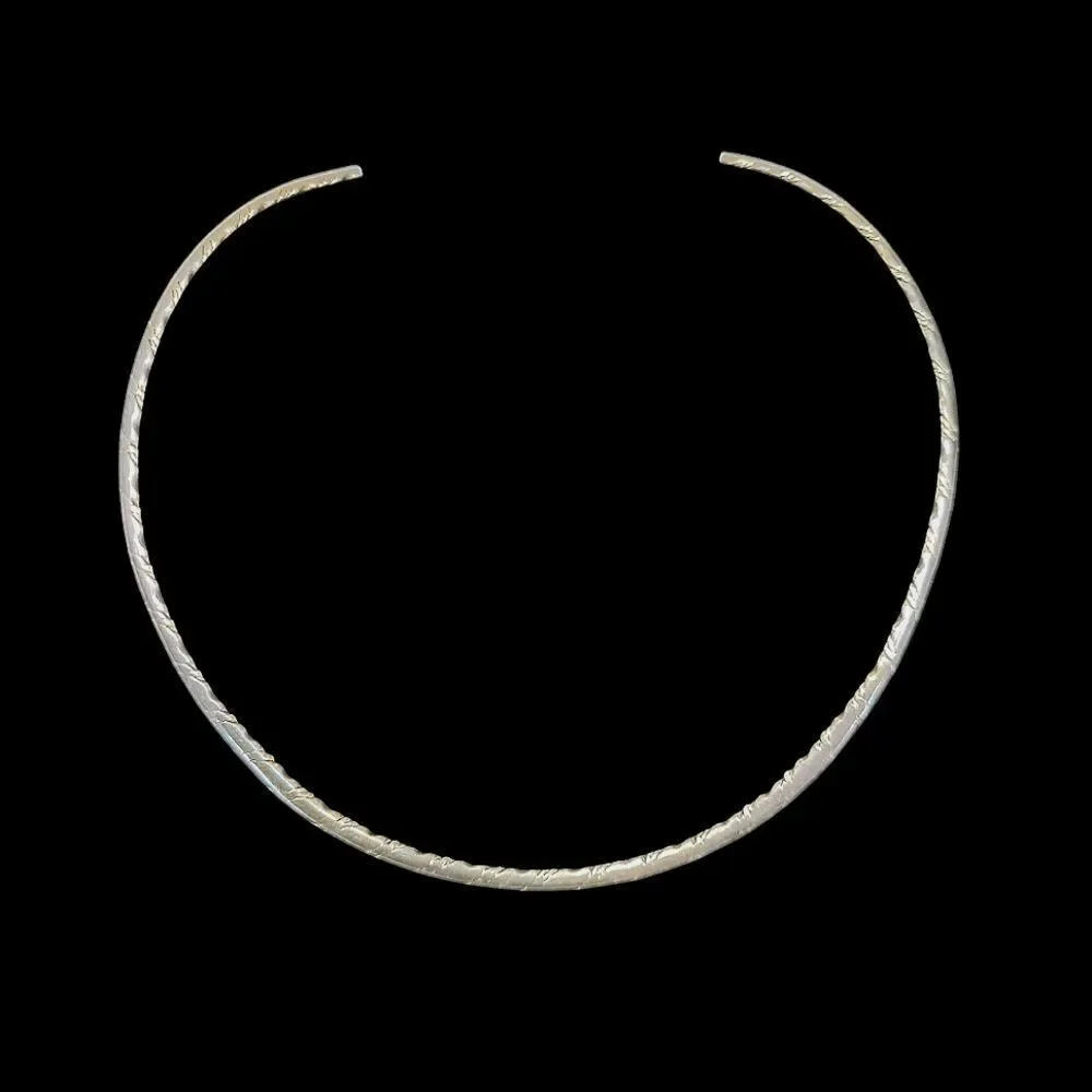 Best Vintage Silver-toned Choker Necklace